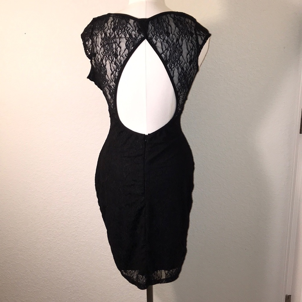 SOLD-Black lace dress - Picture 3 of 7